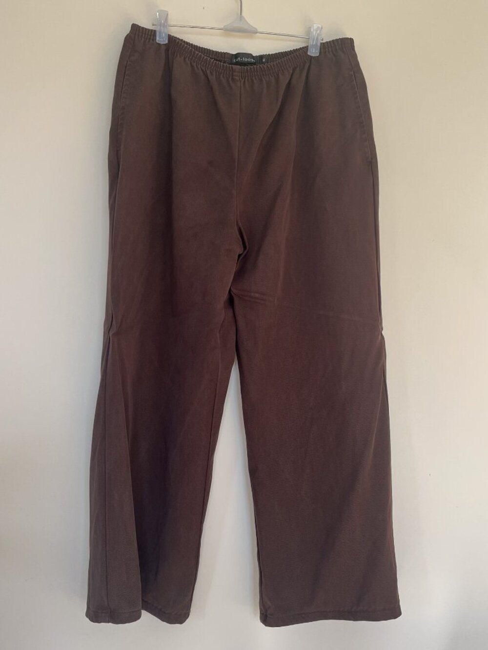 cut loose brown pants XL